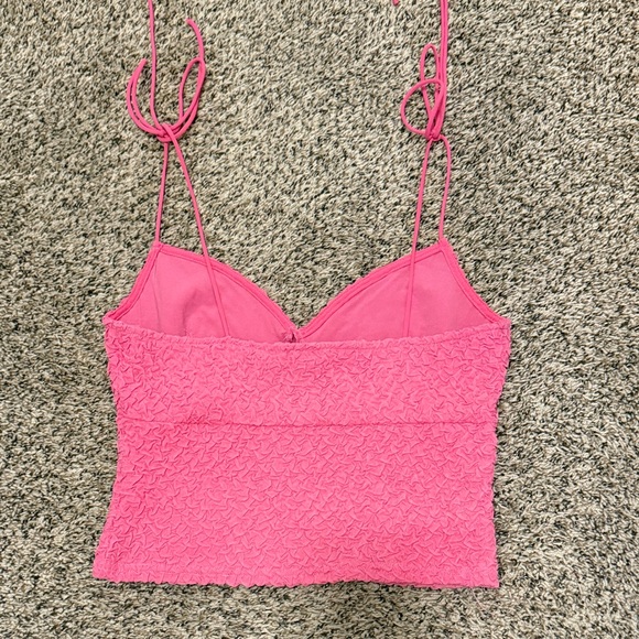 Le Lis Pink Textured Camisole - Picture 3 of 3